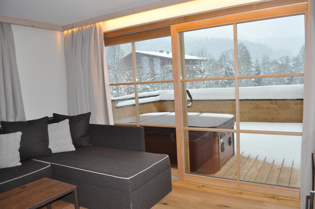 Alpen Chalet Dorfwies Кирхберг Номер фото